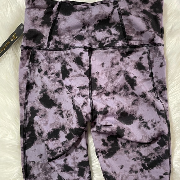 2 Piece Tie Dye Activewear Set - Bike Shorts and Sports Bra - Picture 9 of 16